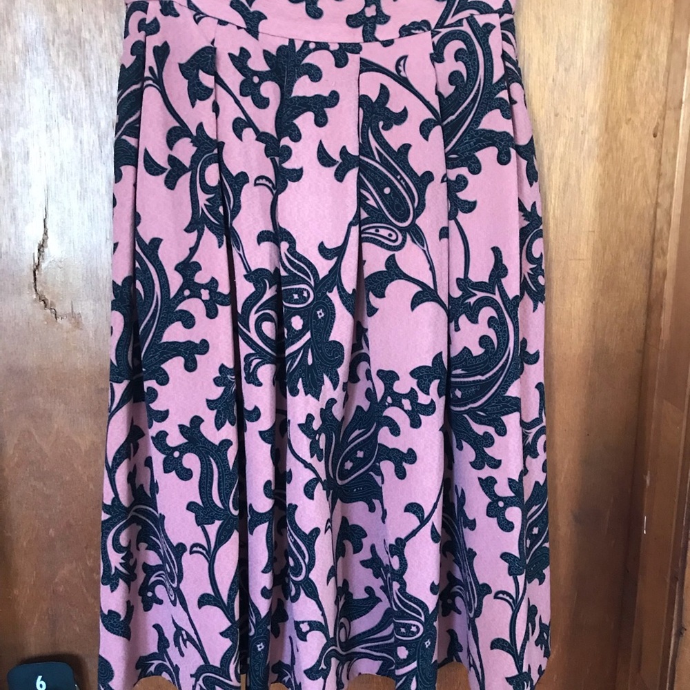 Elegant Pink and Black Floral Skirt